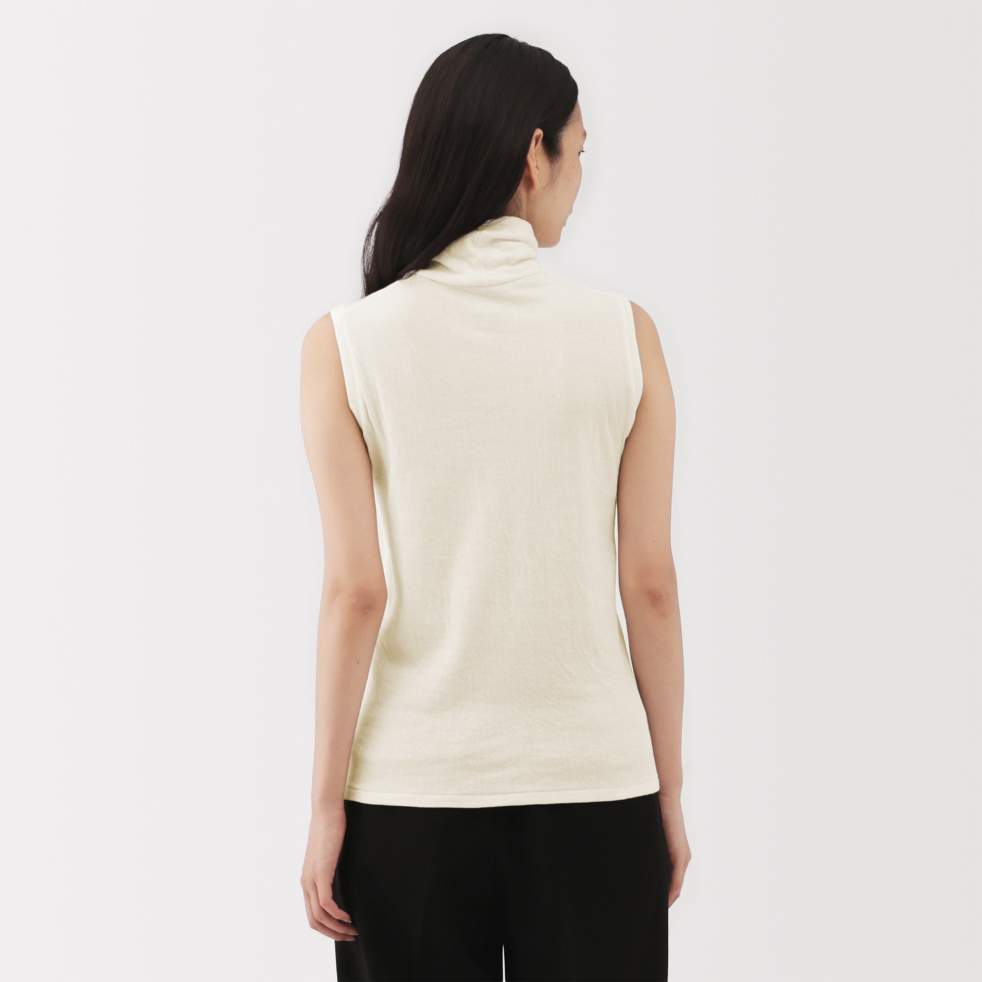 Labo Cotton Cashmere Sleeveless Turtleneck