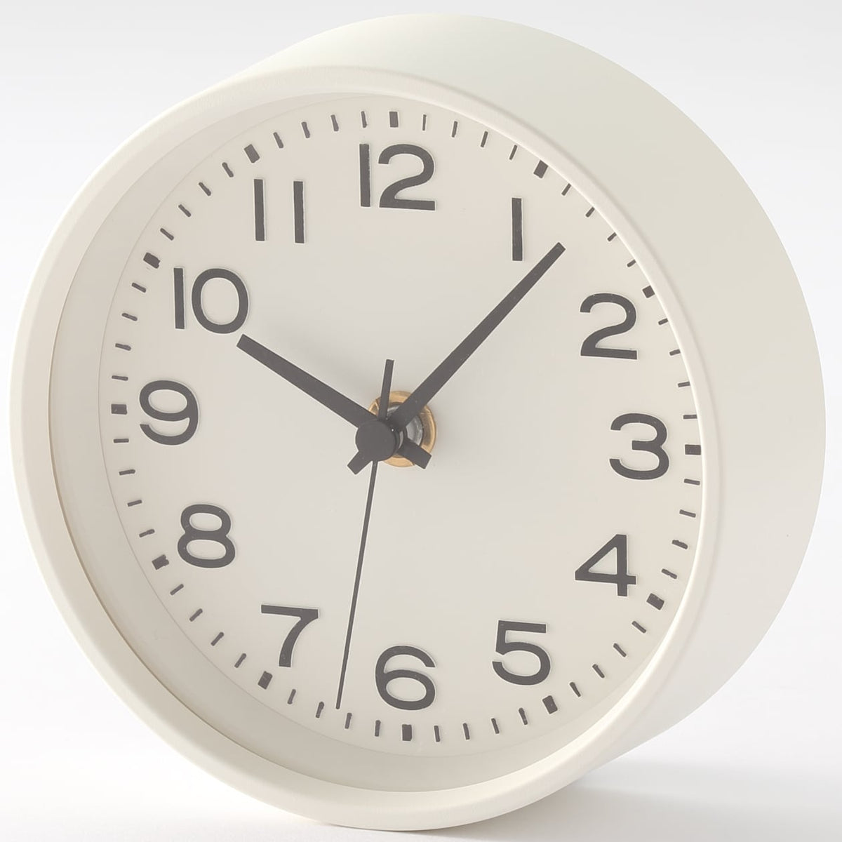 Analog Clock with Stand | Home Electronics | MUJI Canada