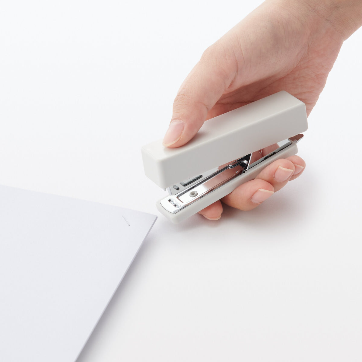 Stapler | Office Supplies | MUJI Canada