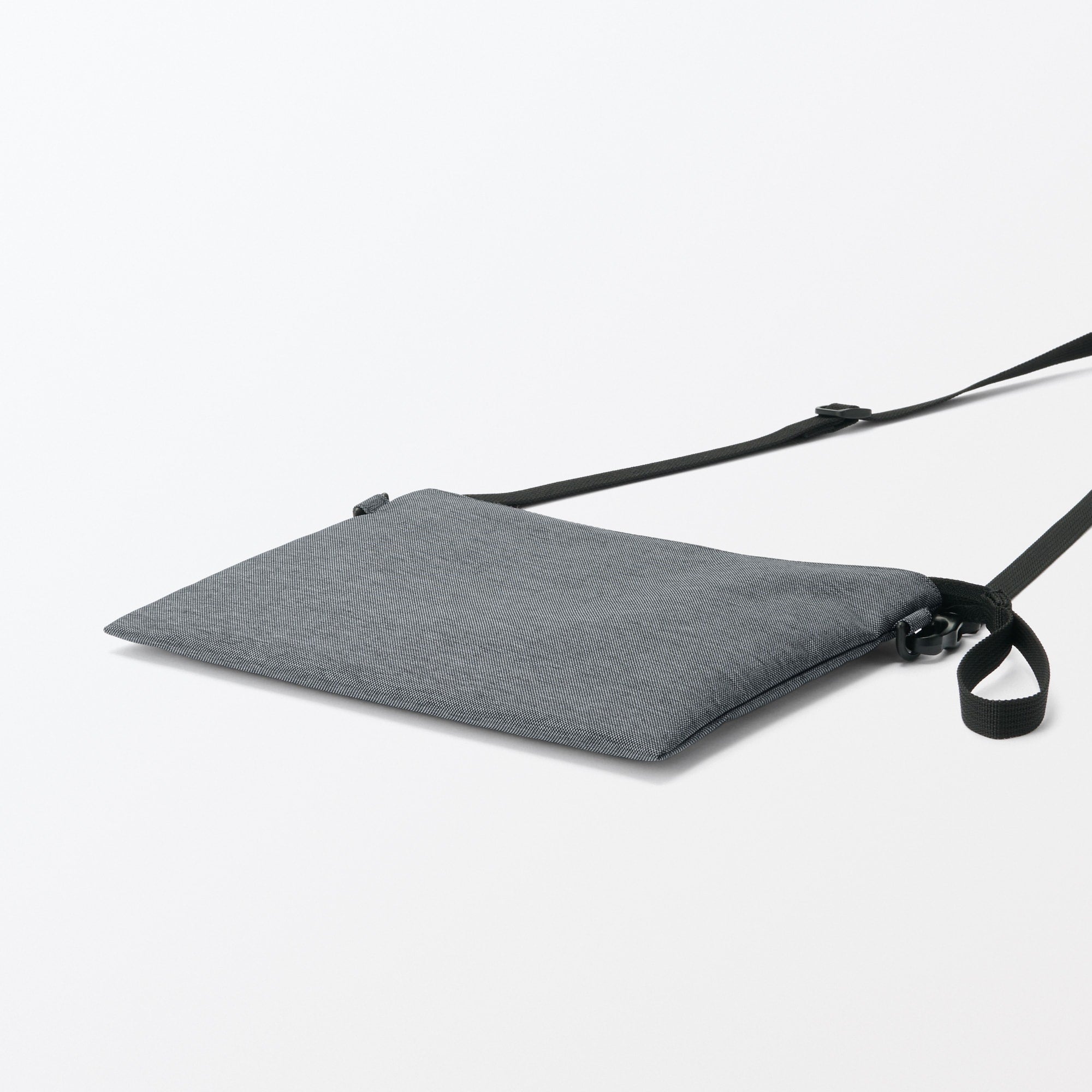 Water Repellent 2-Way Sacoche