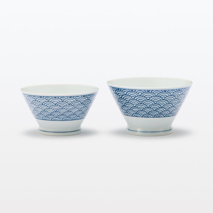Japanese Tableware Wave Pattern Hasami Ware Rice Bowl - Wave Pattern | Japanese Tableware | MUJI Canada