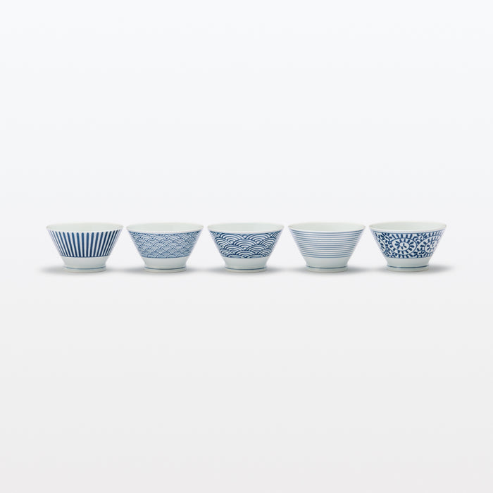 Japanese Tableware Wave Pattern Hasami Ware Rice Bowl - Large Wave Pattern | Japanese Tableware | MUJI ...
