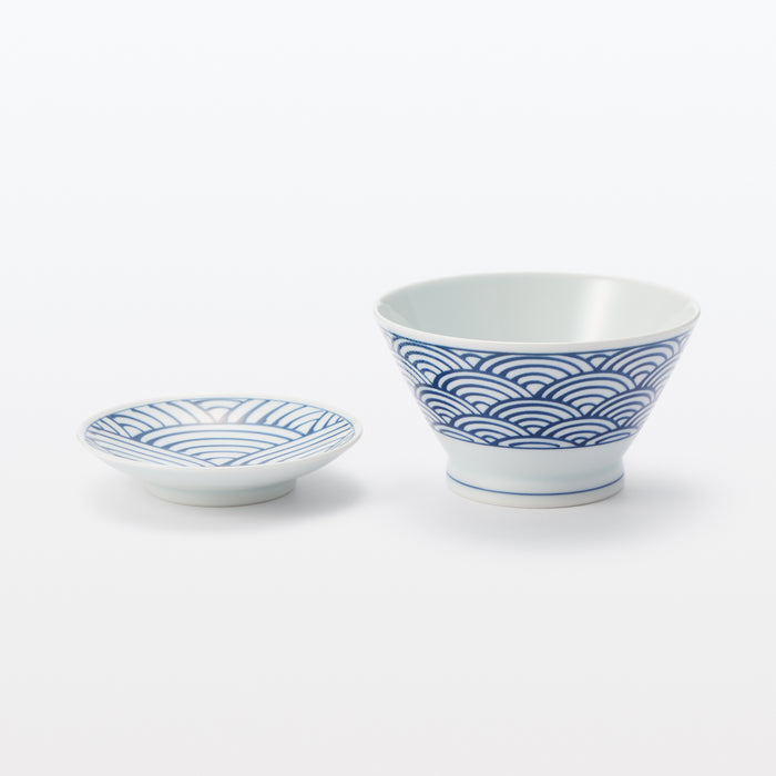 Japanese Tableware Wave Pattern Hasami Ware Rice Bowl - Large Wave Pattern | Japanese Tableware | MUJI ...
