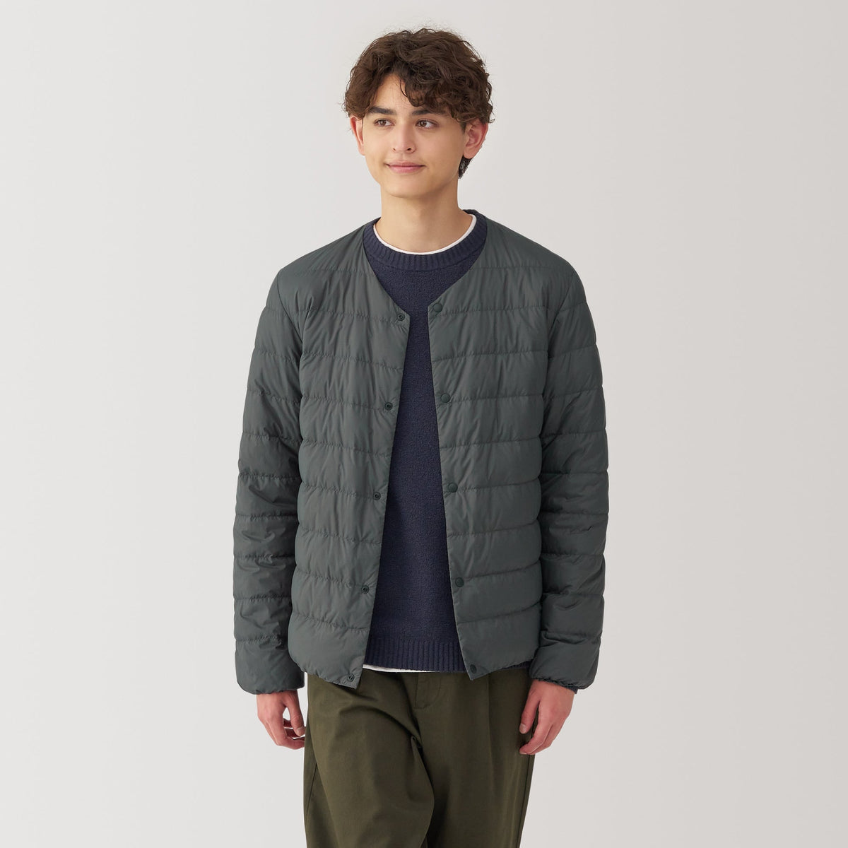 Men's Lightweight Down Collarless Jacket | MUJI Canada
