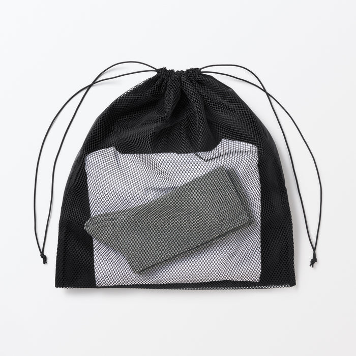 Polyester Mesh Drawstring Bag | Travel Packing Bags | MUJI