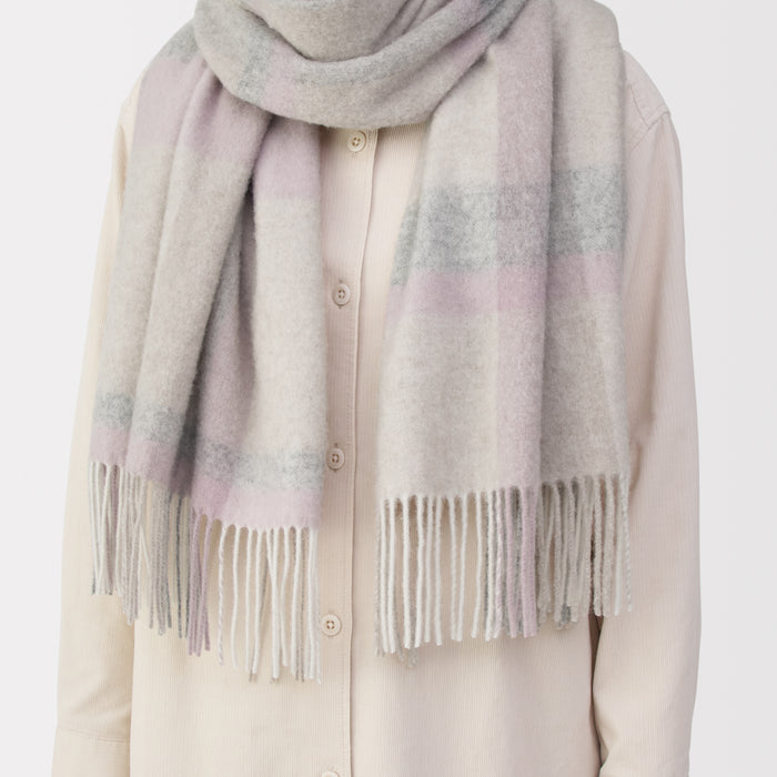 新品未使用】BABY WOOL BLANKET STOLE Fluffy Wool Blanket Stole