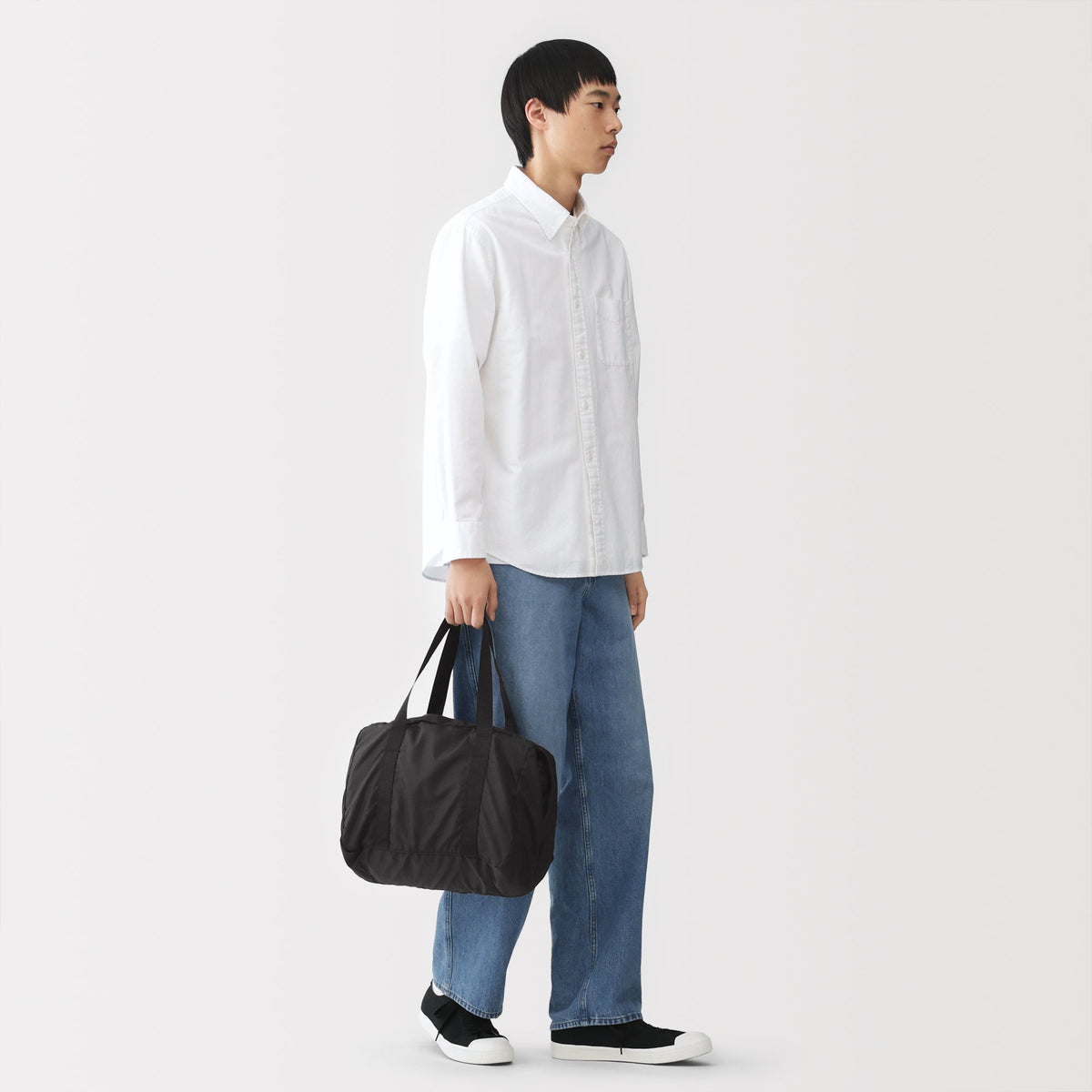 Pocketable Water Repellent Boston Bag 36L | Travel | MUJI Canada