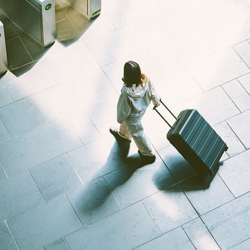 Hard carry luggage with features