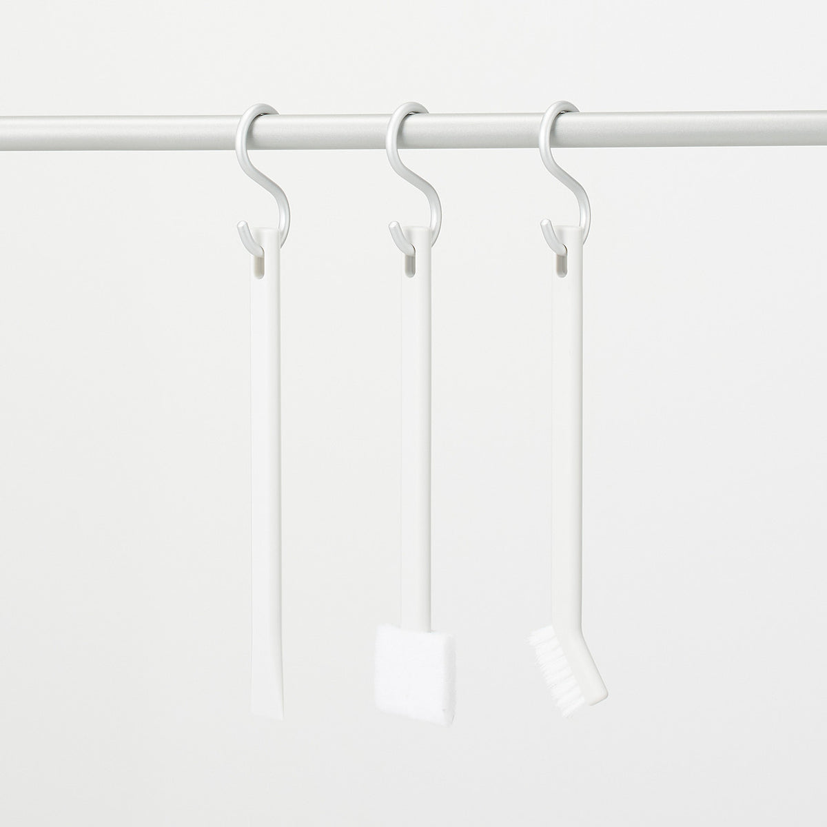16 Pack 6 Inch White S Hooks for Hanging Clothes, Vinyl Coated Large S  Hooks for Closet, Non Slip Purse Hanger Bag Hooks Heavy Duty for Hanging  Clothes, Handbag, Jeans, Belts, Towels