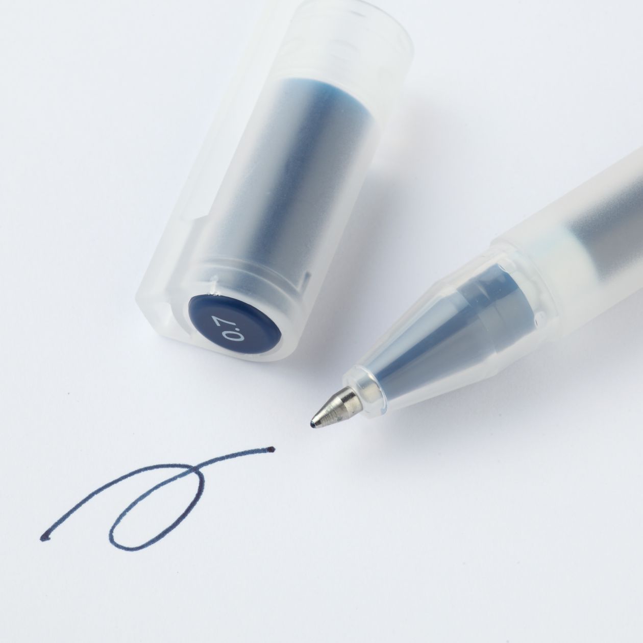 Gel Ink Cap Type Pen 0.7mm